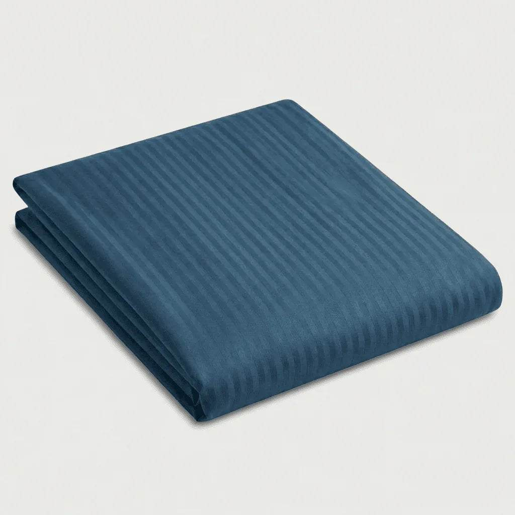 Drap plat satin de coton - Rayures satinées en Bleu Océan – - MaisonTextile