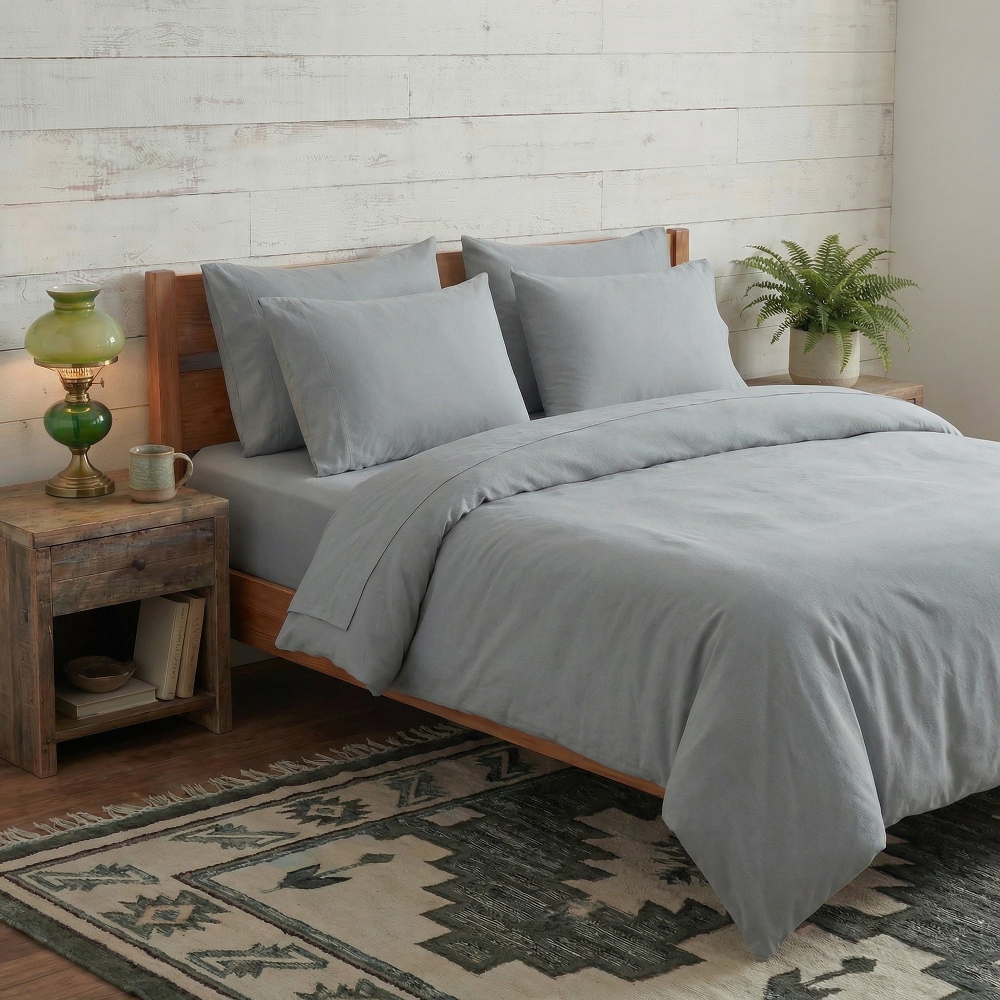 Housse de couette en percale de coton unie, texture lisse et fraîche, finition élégante et durable