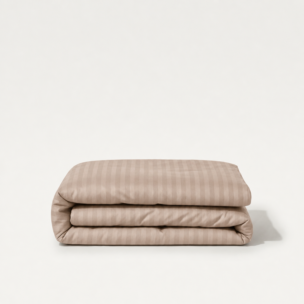 Housse de couette en satin de coton rayures satinées, douceur soyeuse et élégance lumineuse