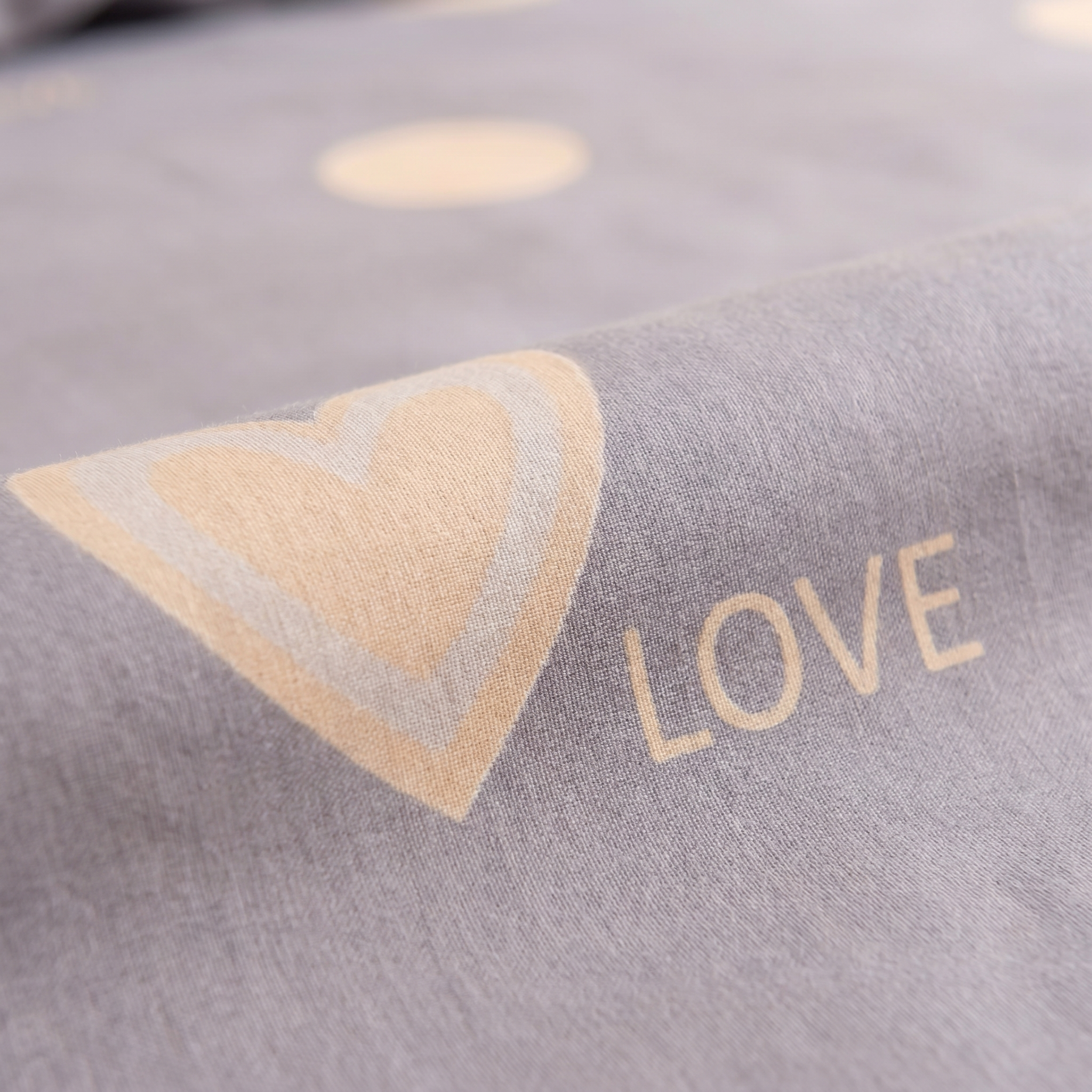Parure en percale de coton 100 fils/cm² blanche avec housse de couette et taies d’oreiller élégantes