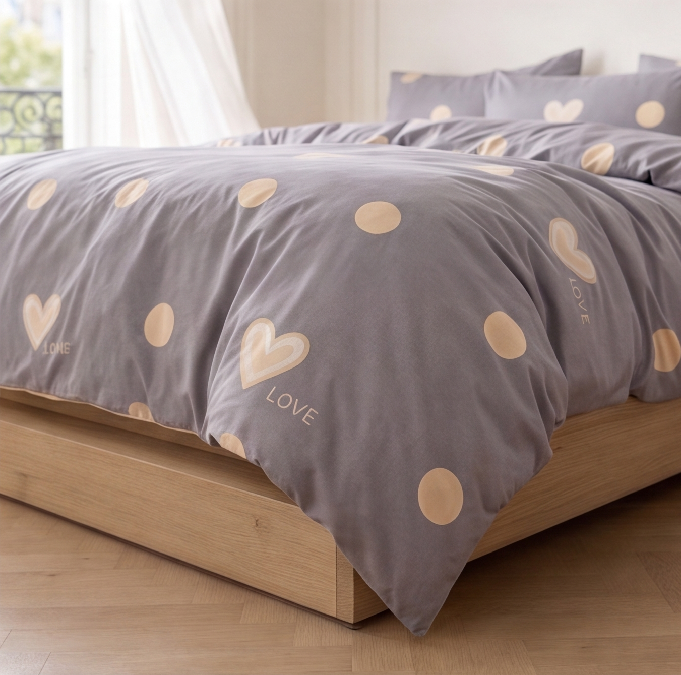 Parure en percale de coton Love Perle – détail bas de lit délicat