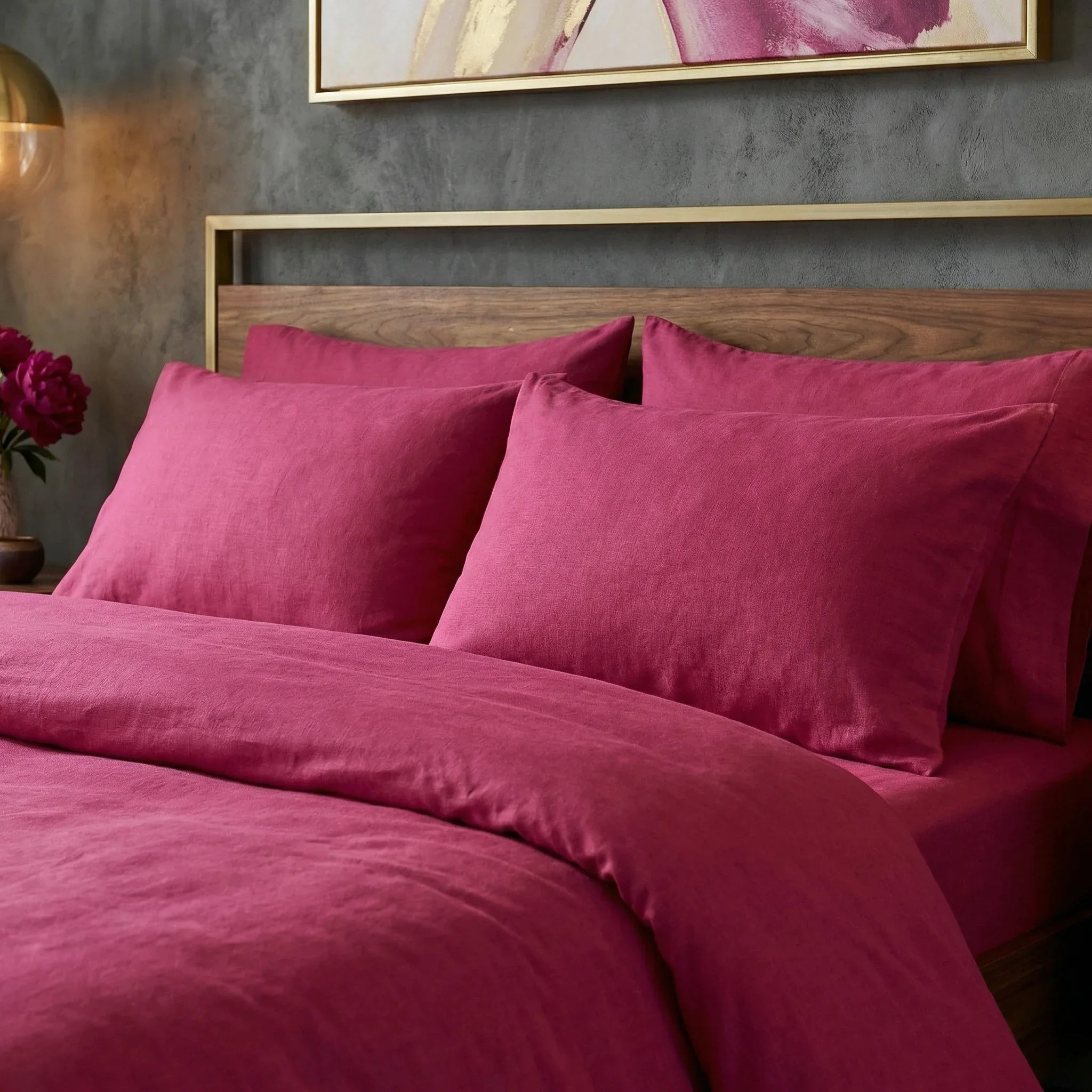 Parure en percale de coton unie avec housse de couette et taies d’oreiller, texture lisse et durable, style frais et intemporel.