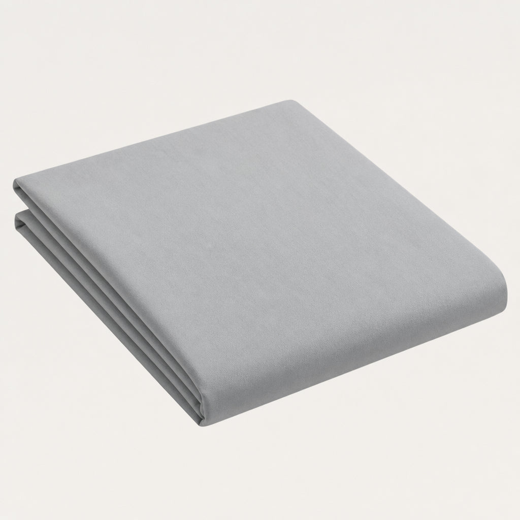 drap plat en percale de coton blanc à tissage serré, texture lisse et respirante