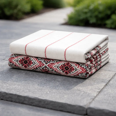 Nappe de Table en Coton – Motifs Traditionnels en 150x200 (4–6 personnes) – - MaisonTextile