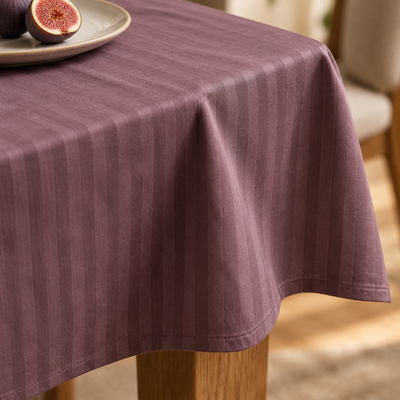 Tombé et ourlet de la nappe satin de coton rayures Brun Cacao
