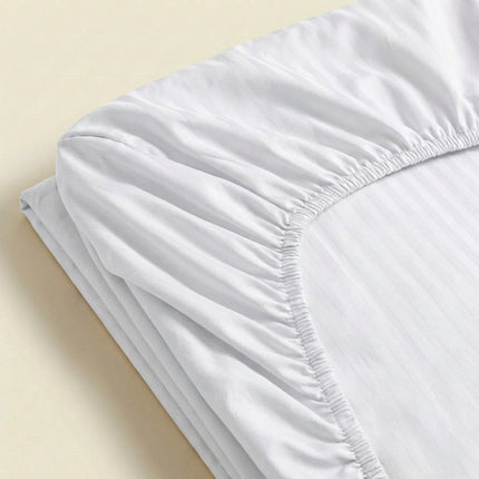 Cearșaf cu elastic din satin de bumbac cu 120 de fire - cu dungi fine 