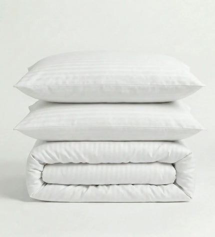 Parure de lit en satin de coton – Rayures satinées en Blanc Neige – Linge de lit haut de gamme - MaisonTextile