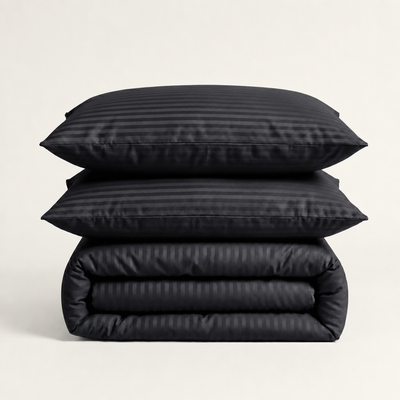 Parure de lit en satin de coton – Rayures satinées en Noir Signature – Linge de lit haut de gamme - MaisonTextile