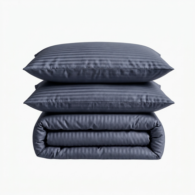 Parure de lit satin premium en coton 120 fils/cm² avec rayures élégantes et finition soyeuse